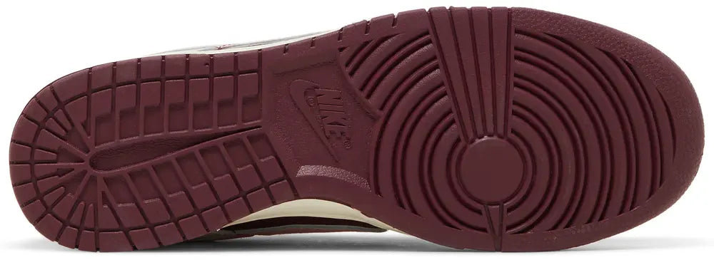 NIKE DUNK LOW PREMIUM 'VALENTINE'S DAY'