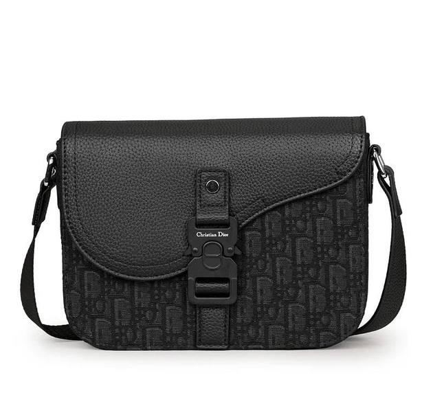 DIOR SADDLE MESSENGER