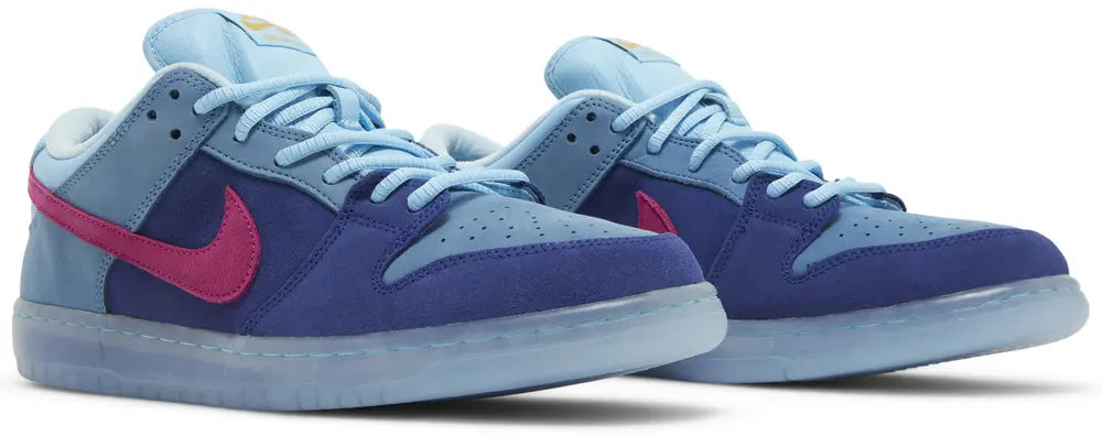 RUN THE JEWELS X NIKE SB DUNK LOW '4/20'