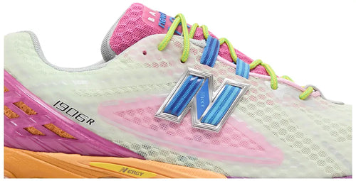 ACTION BRONSON X NEW BALANCE 1906R 'ROSEWATER'