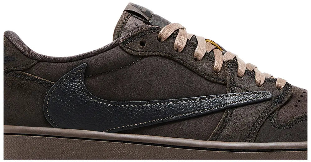 TRAVIS SCOTT X AIR JORDAN 1 RETRO LOW OG SP 'VELVET'