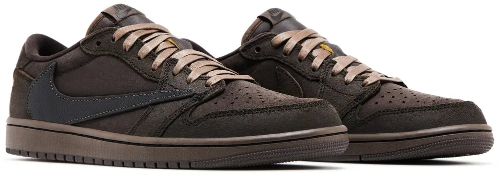 TRAVIS SCOTT X AIR JORDAN 1 RETRO LOW OG SP 'VELVET'