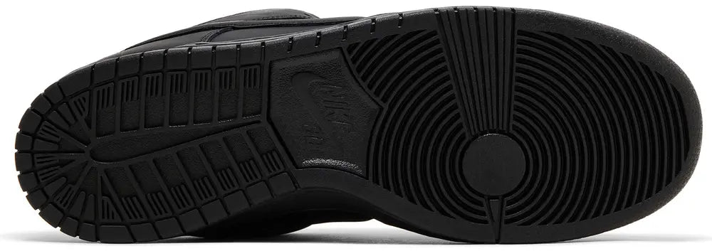 NIKE SB DUNK LOW PRO 'TRIPLE BLACK'