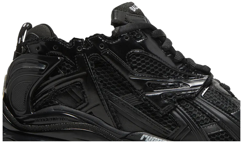 BALENCIAGA RUNNER SNEAKER 'BLACK'