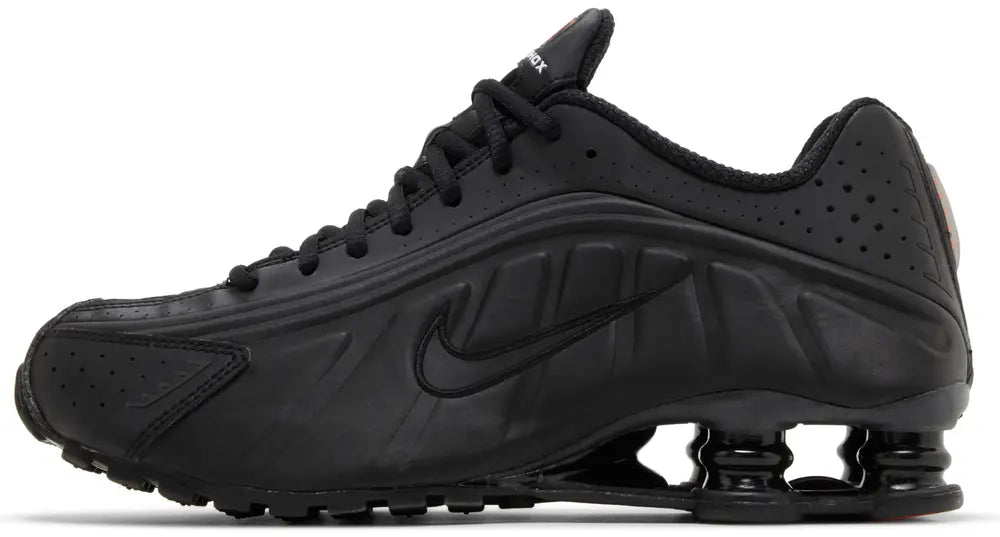 NIKE SHOX R4 'BLACK'