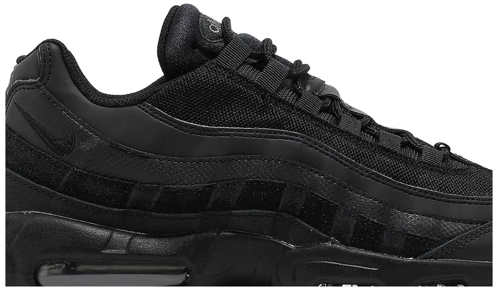 NIKE AIR MAX 95 'TRIPLE BLACK'