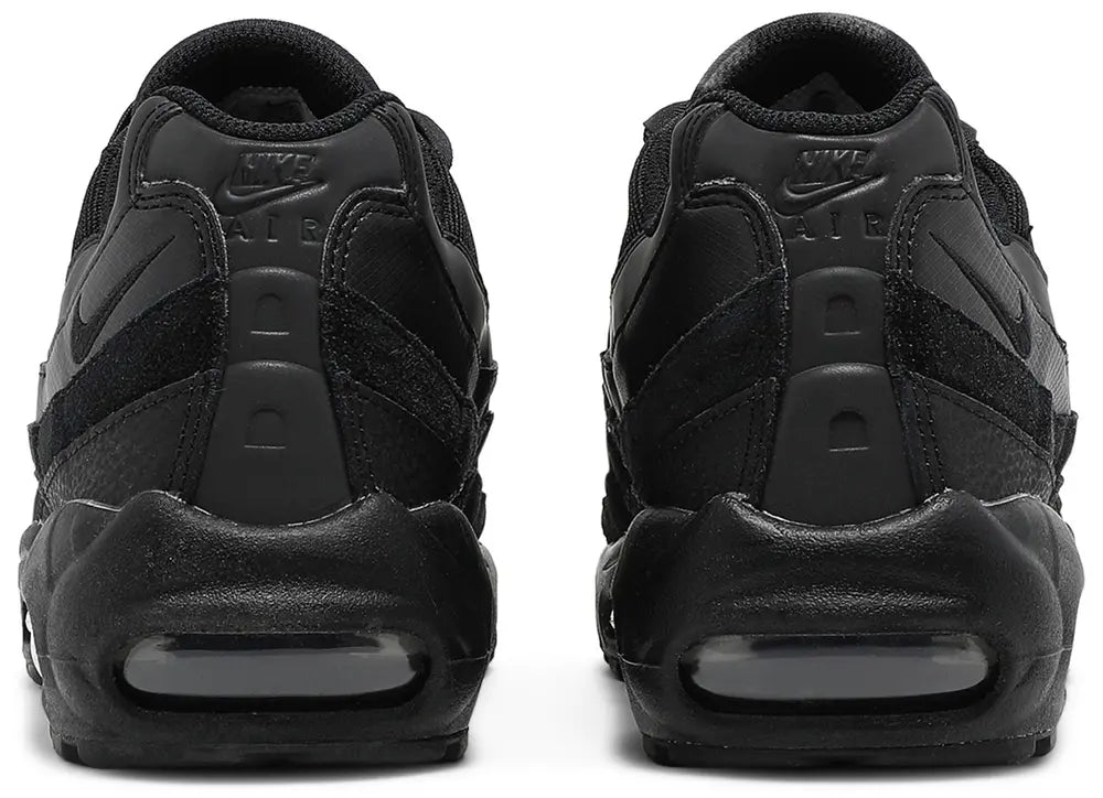 NIKE AIR MAX 95 'TRIPLE BLACK'