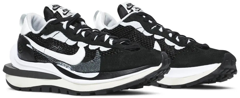 SACAI X NIKE VAPORWAFFLE 'BLACK WHITE'