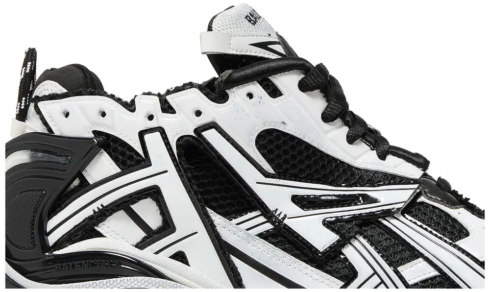 BALENCIAGA RUNNER SNEAKER 'BLACK WHITE'