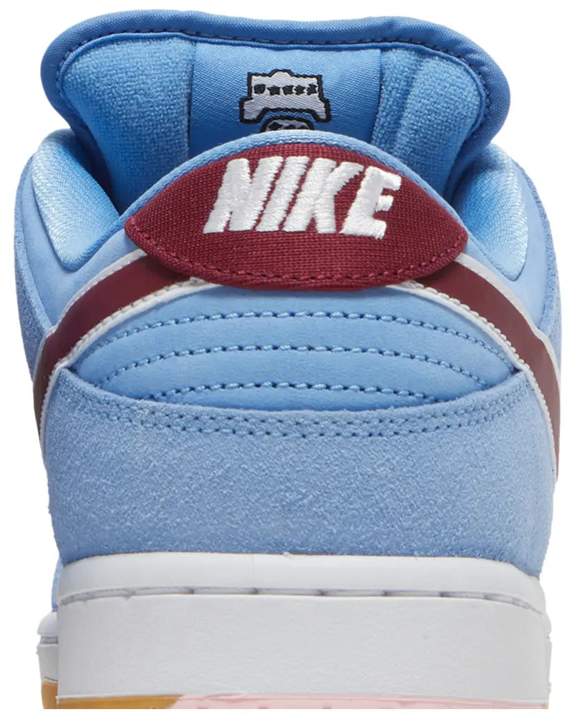 NIKE SB DUNK LOW PRO 'PHILADELPHIA PHILLIES'