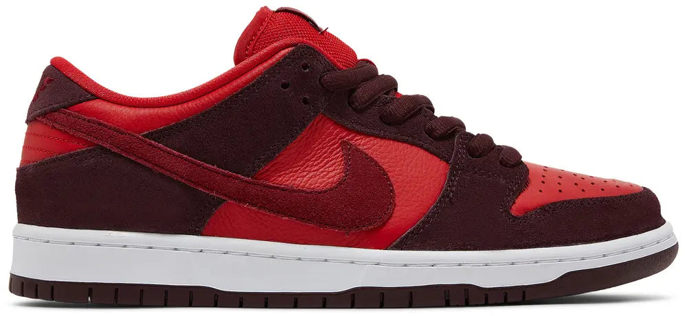 NIKE SB DUNK LOW PRO 'CHERRY'