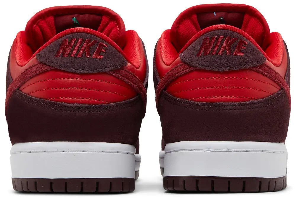 NIKE SB DUNK LOW PRO 'CHERRY'