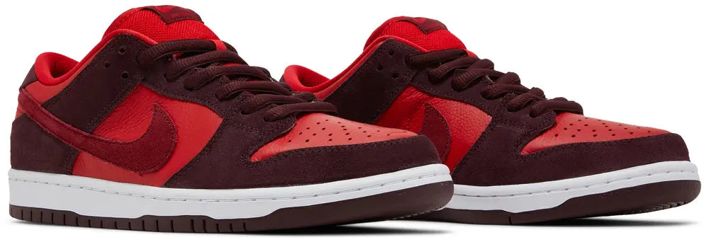 NIKE SB DUNK LOW PRO 'CHERRY'