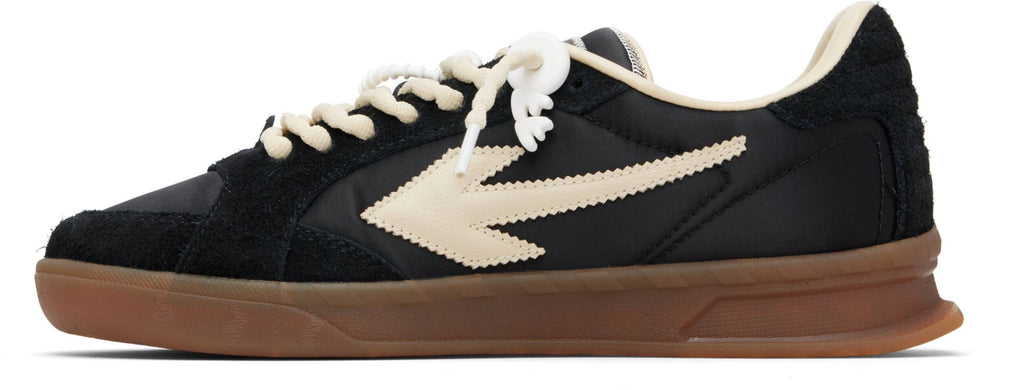 OFF-WHITE END OF PLAY 'BLACK'